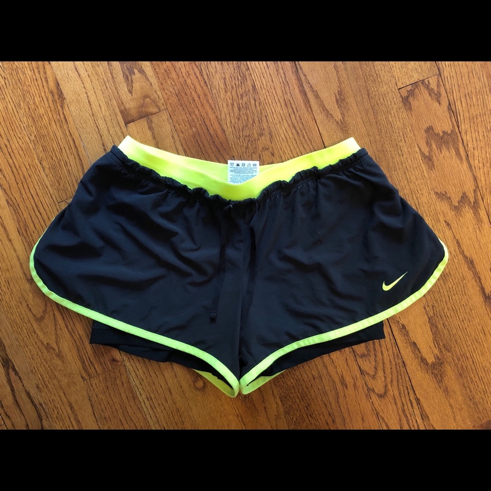Black Nike shorts